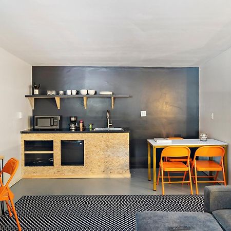The Brooks Motel Hillsdale Екстер'єр фото